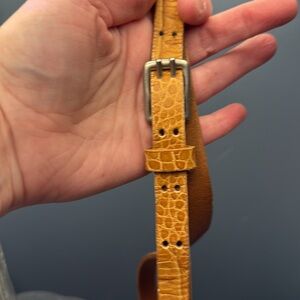 3/$25 Abercrombie Genuine Italian Leather Belt Large